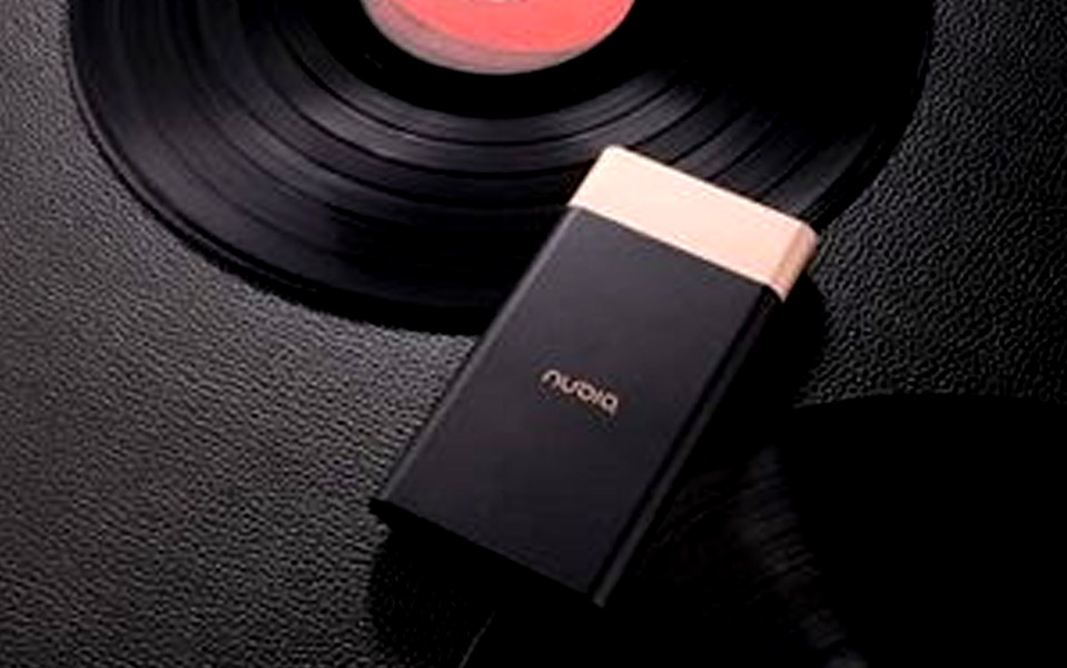  移动电源行业应用